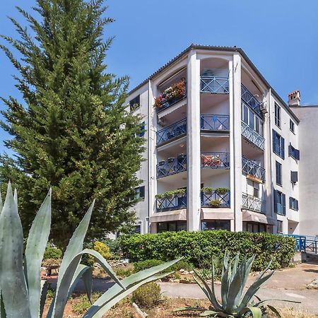 Gorgeous Apartment In Pula With House Sea View Εξωτερικό φωτογραφία
